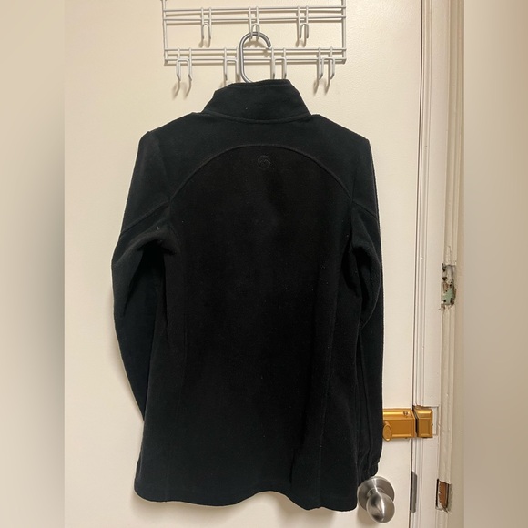 USED- Partial Worn about 3 times- Magellan Outdoor -S Sweater. Size M. - Picture 2 of 2